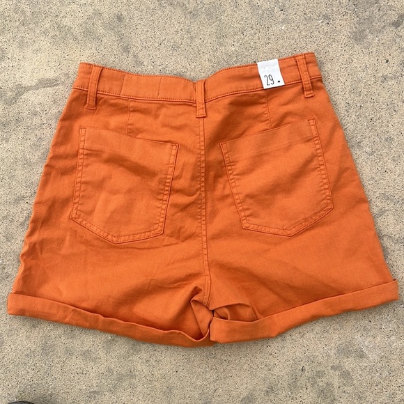 Cosmic Blue Love Stitch Fix Serena High Rise Orange Shorts Women's Size 29 NWT - Picture 4 of 8